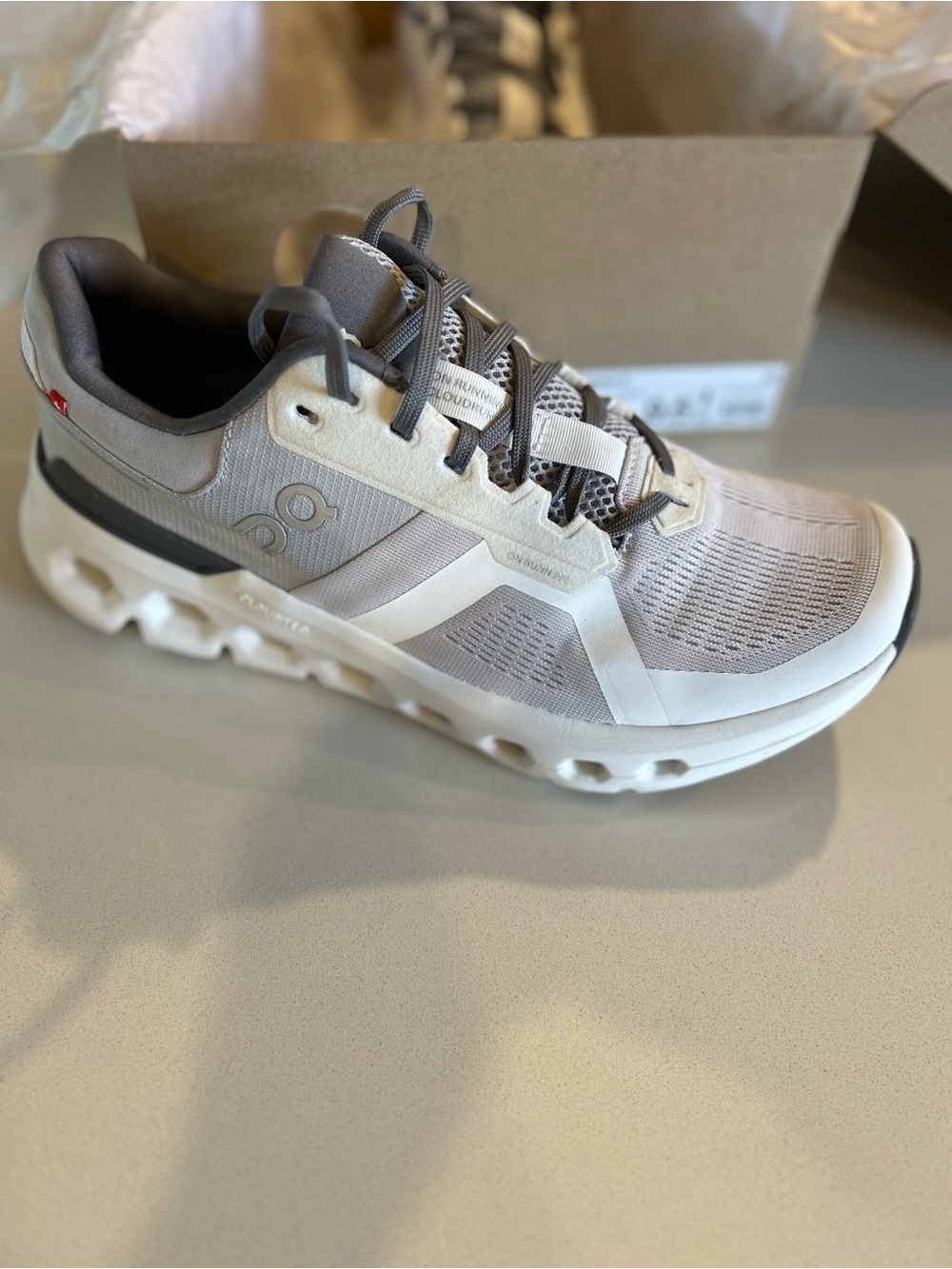 On Running Women's Cloudrunner 2